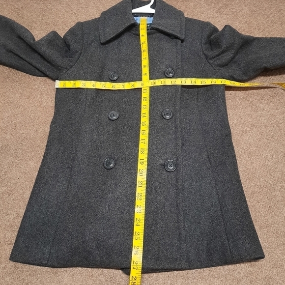J. Crew Wool Pea Coat Old Money Quiet Luxury Womens Small - Picture 4 of 5